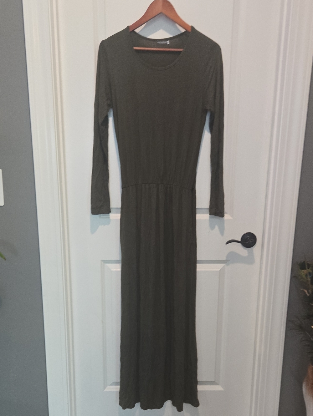 EARTHBOUND Olive Long Sleeve Maxi Dress